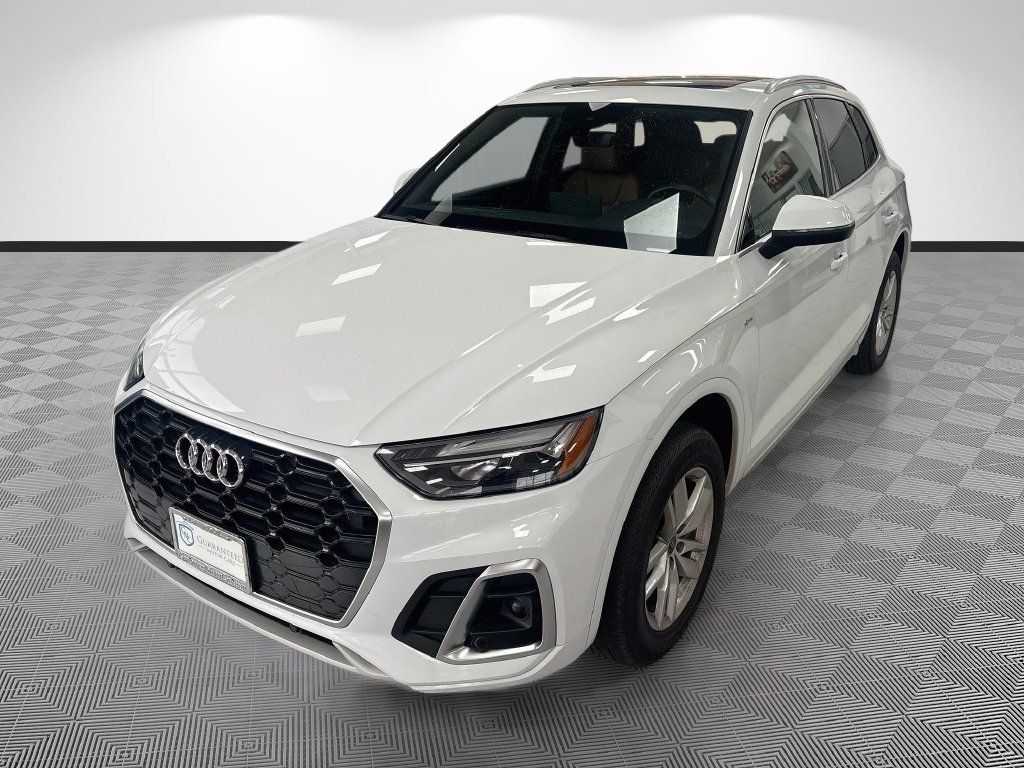 Used 2024 Audi Q5 2.0T Premium w/ Convenience Package AWD/4WD image 19