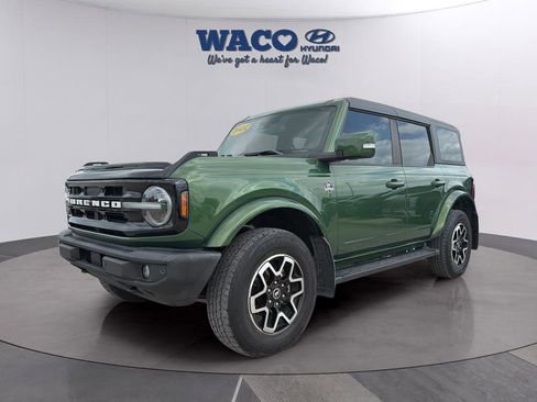 Used 2022 Ford Bronco Outer Banks AWD/4WD image 1
