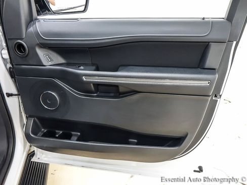 Used 2022 Ford Expedition XL AWD/4WD image 30