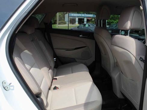 Used 2016 Hyundai Tucson SE w/ Option Group 02 FWD image 25