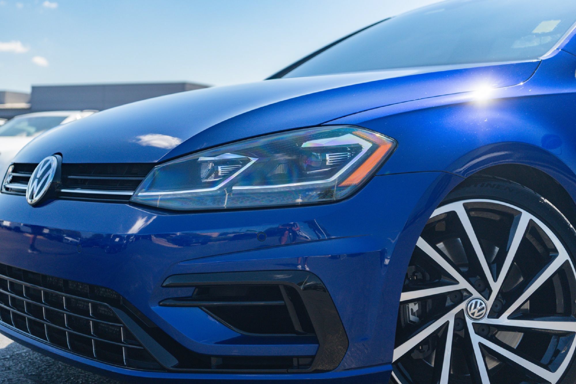 Used 2019 Volkswagen Golf R 4-Door AWD/4WD image 3