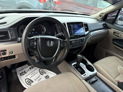 Used 2016 Honda Pilot EX image 22