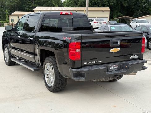 Used 2015 Chevrolet Silverado 1500 High Country w/ High Country Premium Package AWD/4WD image 9