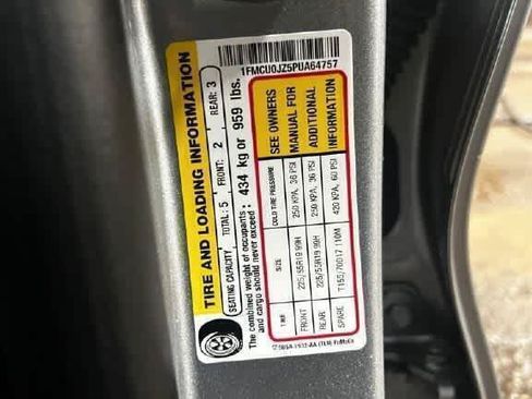 Used 2023 Ford Escape Platinum FWD image 37