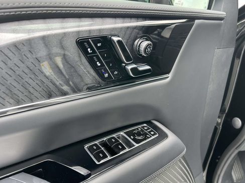 New 2026 Cadillac Escalade IQL Sport 2 w/ LPO, ONYX Package AWD/4WD image 19