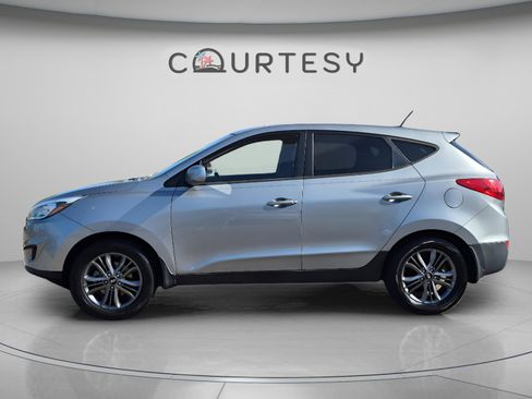 Used 2015 Hyundai Tucson GLS FWD image 2