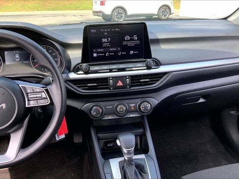 Used 2024 Kia Forte LXS FWD image 6