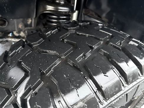 Used 2013 Jeep Wrangler Unlimited Rubicon w/ Dual Top Group image 31