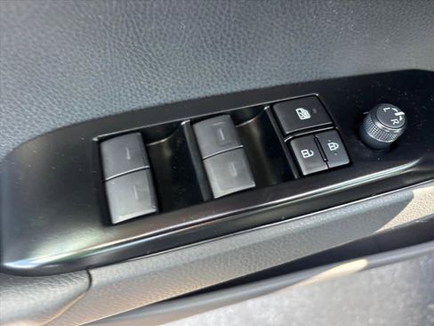 Used 2026 Toyota Camry SE FWD image 22