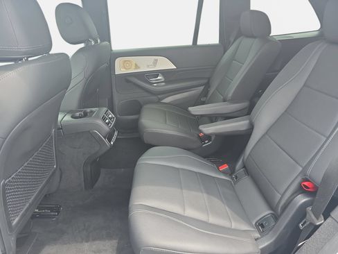 Certified 2025 Mercedes-Benz GLS 450 4MATIC image 14