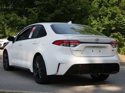 New 2026 Toyota Corolla SE FWD image 3