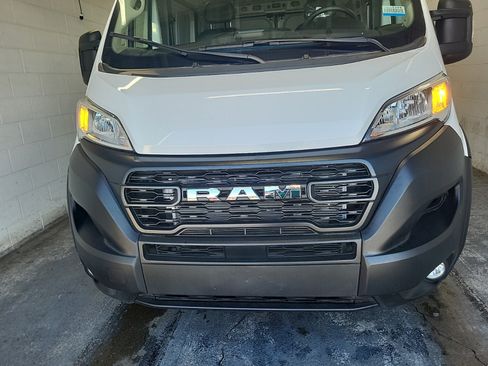 Used 2024 RAM ProMaster 1500 w/ Cold Weather Group FWD image 3