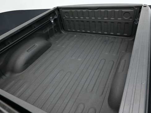 Used 2022 RAM 1500 Laramie AWD/4WD image 41