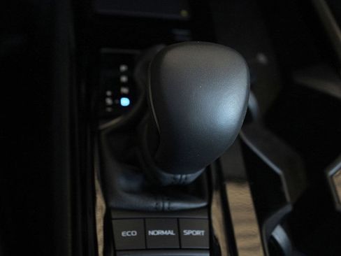 Used 2026 Toyota Camry XSE w/ Premium Package FWD image 27
