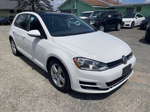 Used 2017 Volkswagen Golf SE FWD image 4