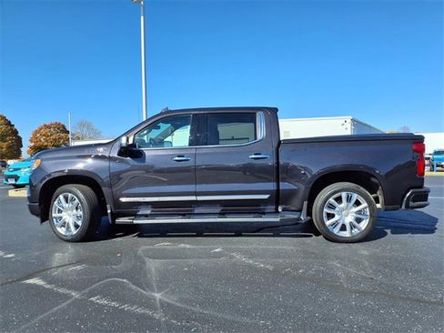 Certified 2024 Chevrolet Silverado 1500 High Country w/ High Country Premium Package image 39