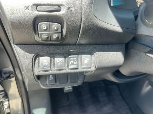 Used 2015 Nissan Leaf SV w/ LED & Quick Charge Package image 30