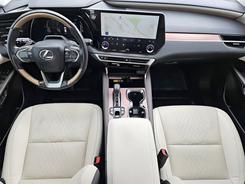 Certified 2023 Lexus RX 350 Premium Plus w/ Cold Area Package AWD/4WD image 17