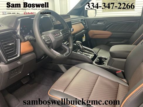 New 2026 GMC Canyon AT4 w/ Technology Plus Package AWD/4WD image 9