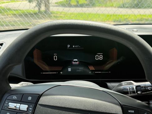 Used 2025 Kia K4 FWD image 39