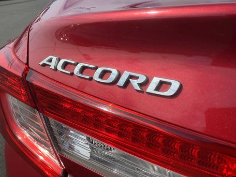 Certified 2019 Honda Accord LX image 6