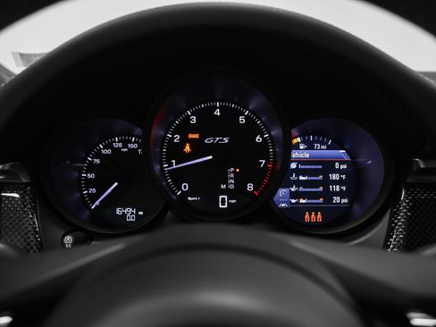Certified 2024 Porsche Macan GTS w/ GTS Sport Package AWD/4WD image 40