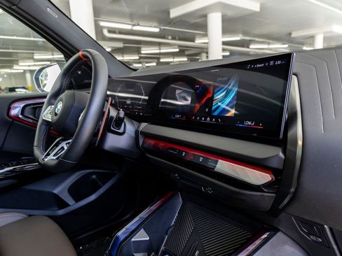 Certified 2025 BMW X3 M50 image 32