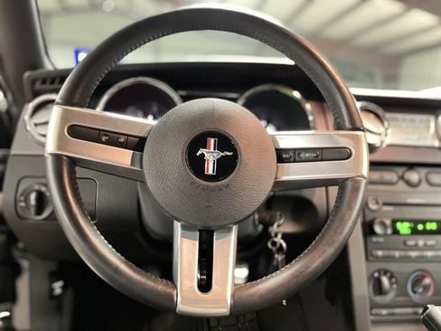Used 2007 Ford Mustang GT Premium image 12