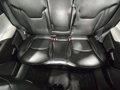 Used 2023 Jeep Compass Limited AWD/4WD image 23