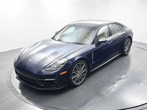 Certified 2023 Porsche Panamera Platinum Edition RWD image 34