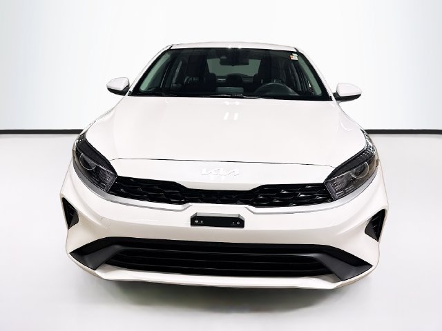 Certified 2023 Kia Forte LXS FWD image 2