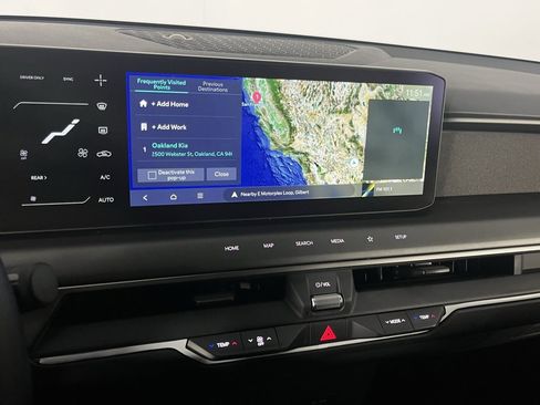 Used 2024 Kia EV9 Wind image 18