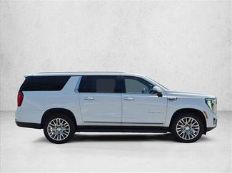 Used 2025 GMC Yukon XL Denali AWD/4WD video 4