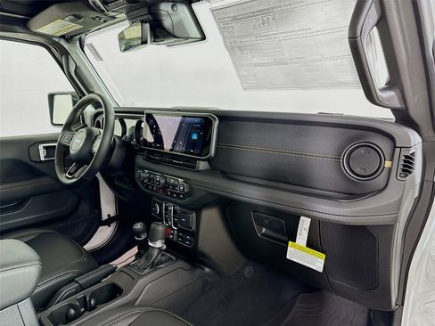 New 2025 Jeep Wrangler Unlimited Rubicon 392 image 31
