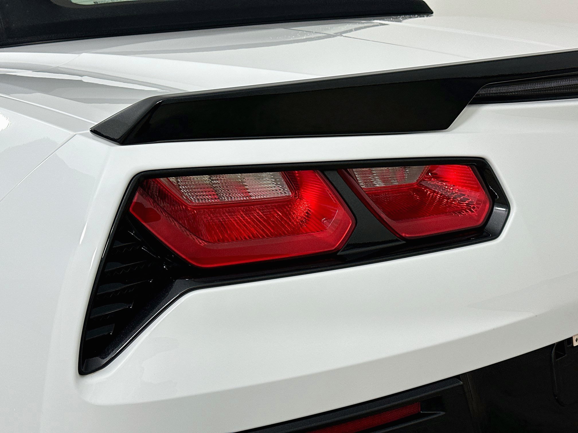 Used 2014 Chevrolet Corvette Stingray Convertible w/ 2LT Preferred Equipment Group RWD image 38