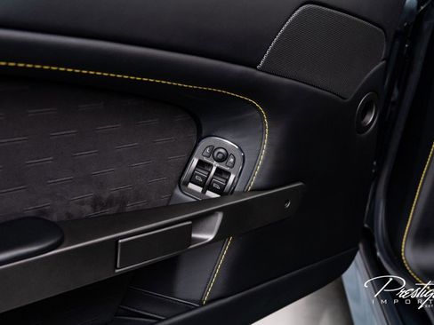 Used 2015 Aston Martin V8 Vantage GT image 26