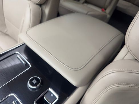 Used 2022 Lincoln Aviator Reserve w/ Equipment Group 201A image 71