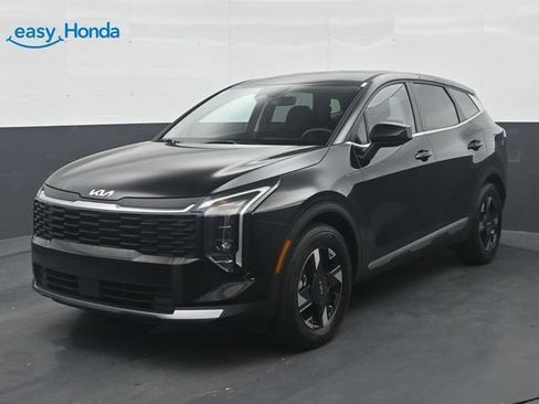 Used 2026 Kia Sportage LX FWD image 3