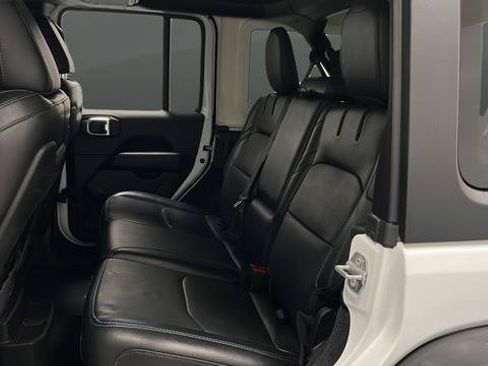 Used 2022 Jeep Wrangler Unlimited Rubicon 4xe w/ Safety Group AWD/4WD image 22