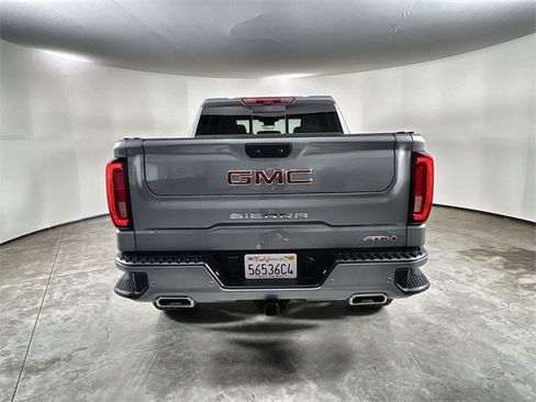 Used 2025 GMC Sierra 1500 AT4 w/ AT4 Premium Package image 7