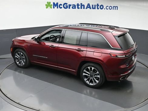 Used 2023 Jeep Grand Cherokee Overland w/ Luxury Tech Group IV AWD/4WD image 30