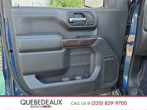Used 2021 GMC Sierra 1500 Elevation w/ LPO, Elevation Black Package AWD/4WD image 8