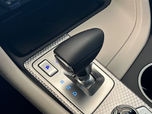 Used 2023 Genesis G70 3.3T w/ Sport Prestige Package image 19