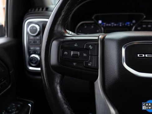 Used 2022 GMC Sierra 2500 Denali w/ Denali Black Diamond Edition AWD/4WD image 23