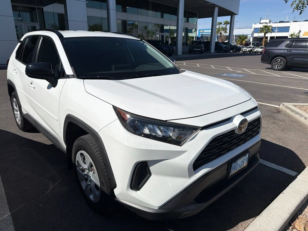 Used 2019 Toyota RAV4 LE w/ Carpet Mat Package FWD image 31