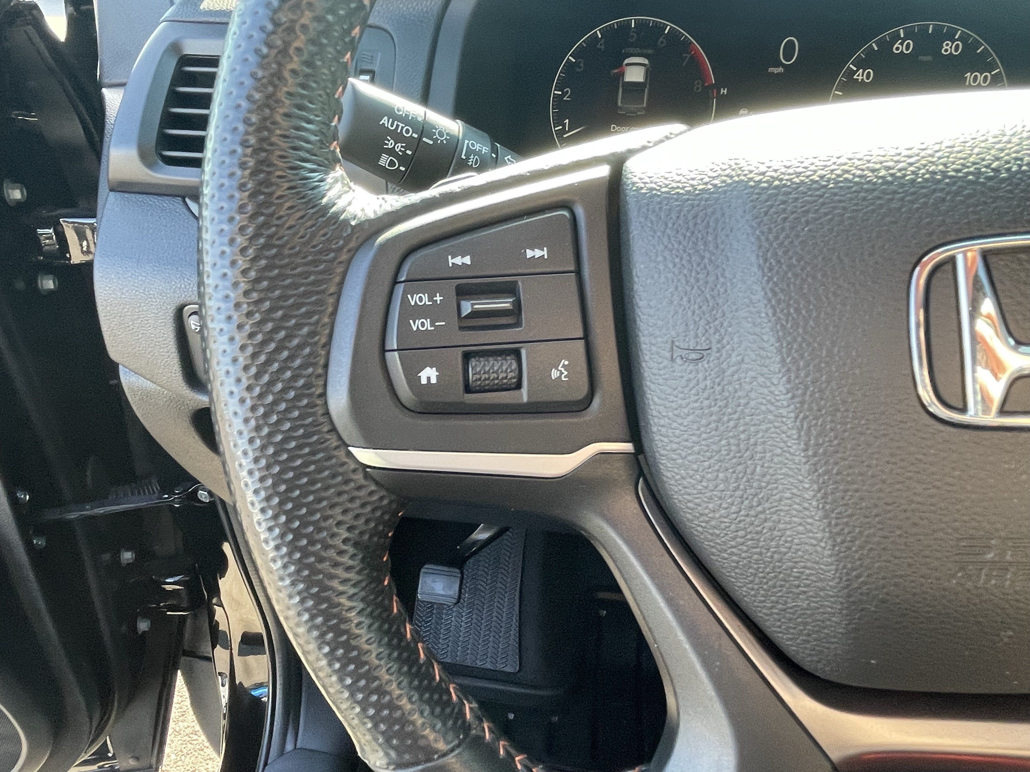 Used 2025 Honda Ridgeline TrailSport image 24