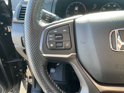 Used 2025 Honda Ridgeline TrailSport image 24