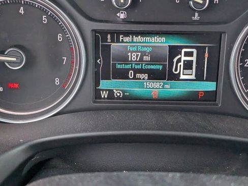 Used 2018 Buick Enclave Premium image 11