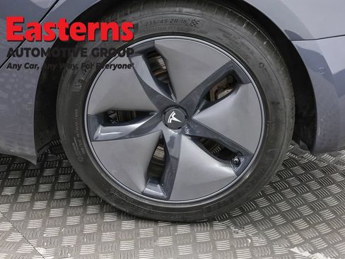 Used 2018 Tesla Model 3 Long Range AWD/4WD image 27