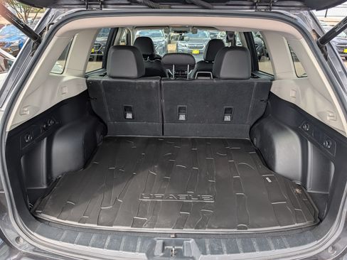 Used 2019 Subaru Forester Limited AWD/4WD image 18